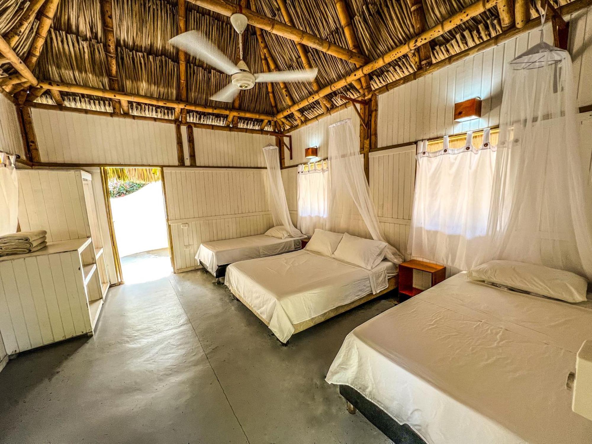 Hotel Playa Bonita Tayrona ブリタカ エクステリア 写真