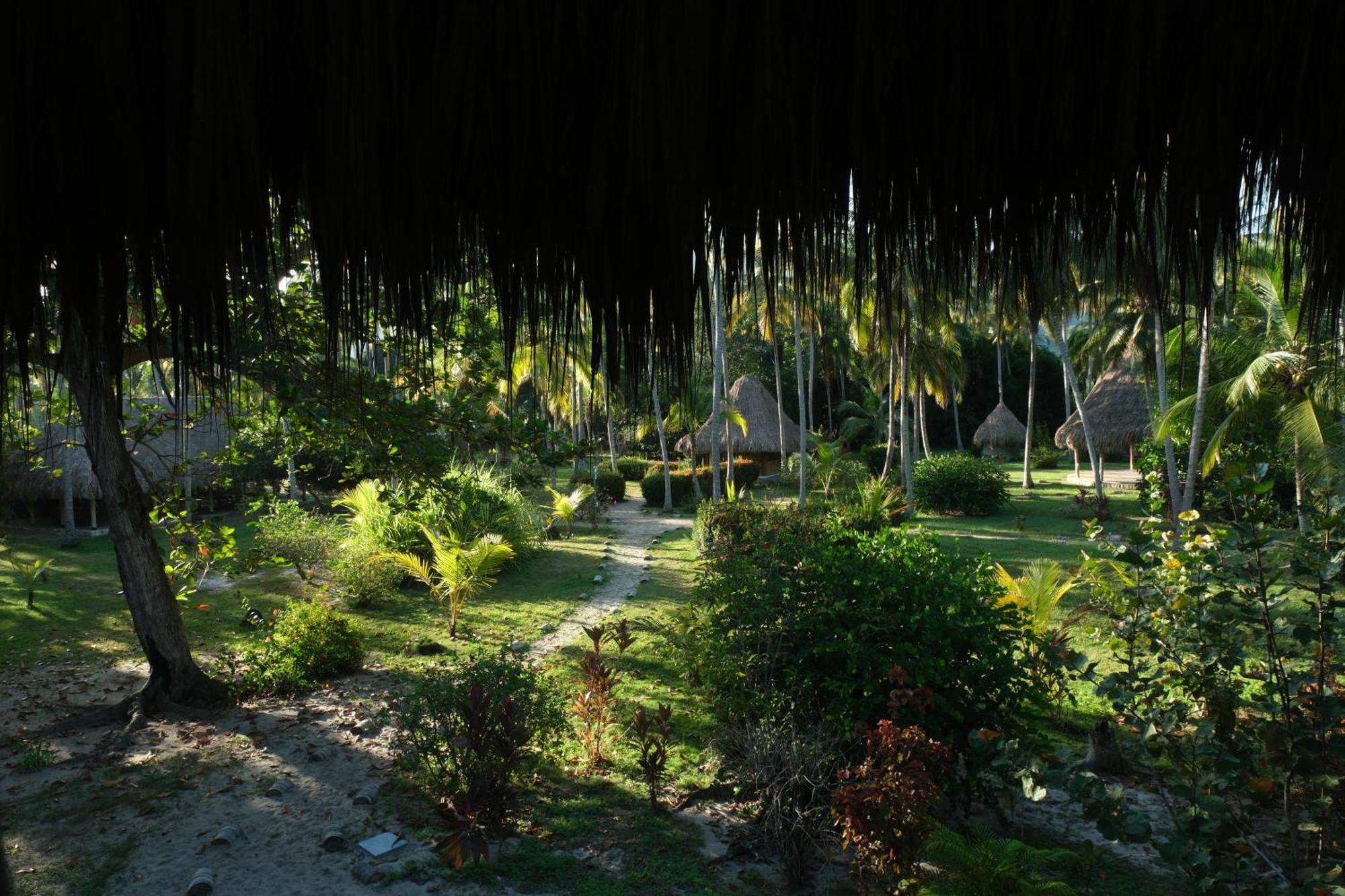 Hotel Playa Bonita Tayrona ブリタカ エクステリア 写真